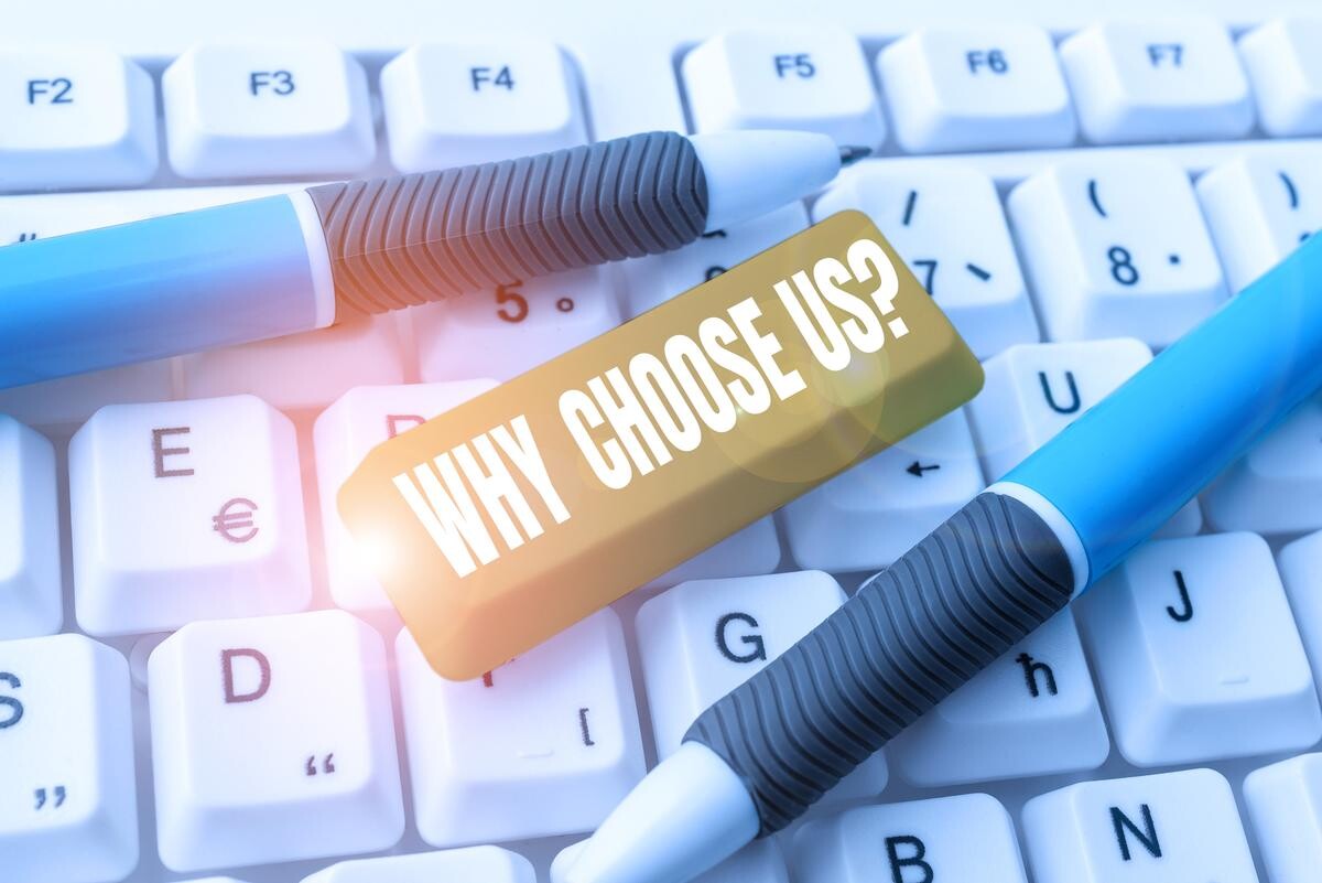 Γιατί να επιλέξετε τη RealWebs